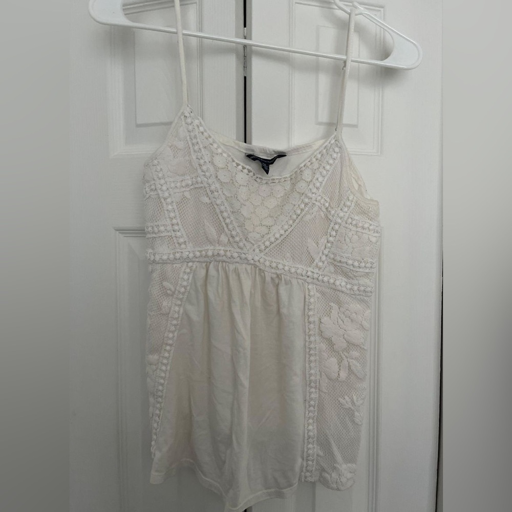 American Eagle Cream Tank top